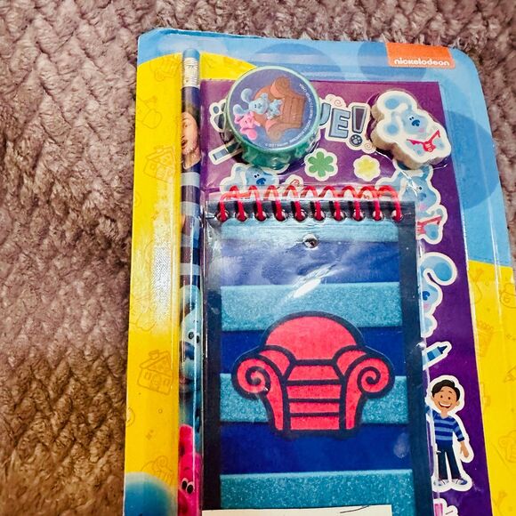 Blue's Clues & You 5 Piece Stationery Set - Picture 2 of 5